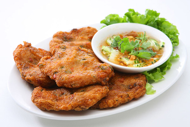 CHẢ CÁ - đặc sản Nha Trang một món ăn quen thuộc, gần gủi với dân địa phương và kể cả khách du lịch khi tới nơi này...